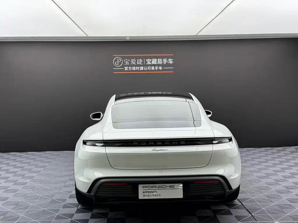 Porsche Taycan 2022 Taycan