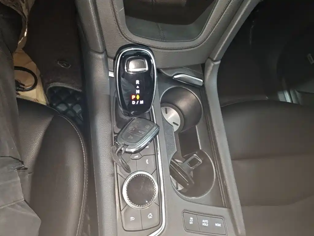 Cadillac XT5 — миниатюра 14