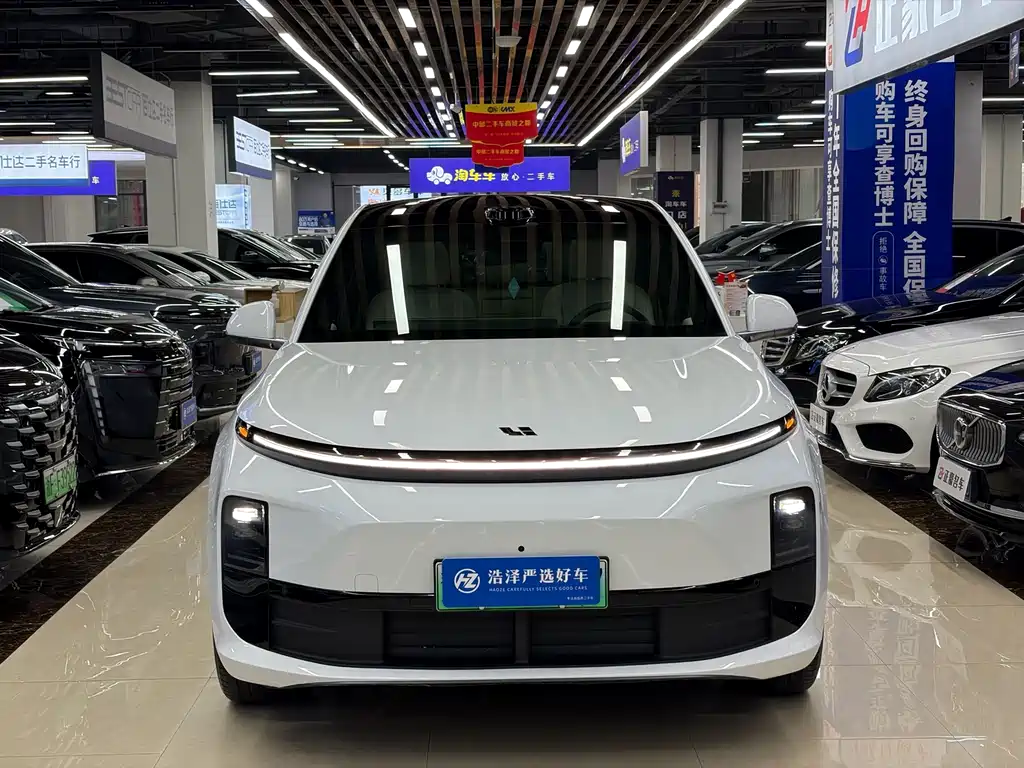 Li Auto Li L6 — миниатюра 2