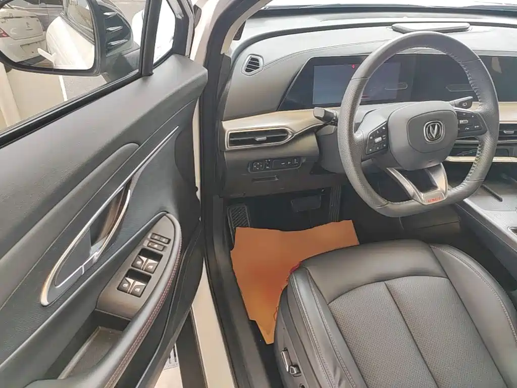 Changan UNI-T — миниатюра 16