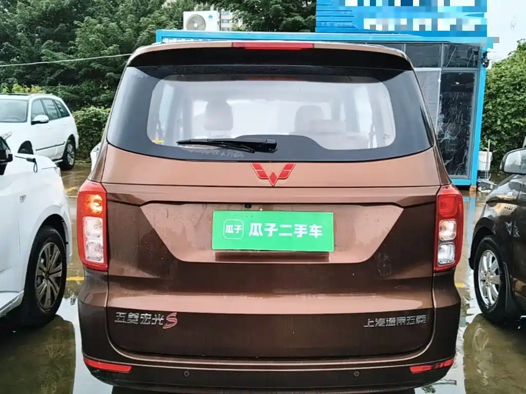 Wuling Hongguang — миниатюра 6