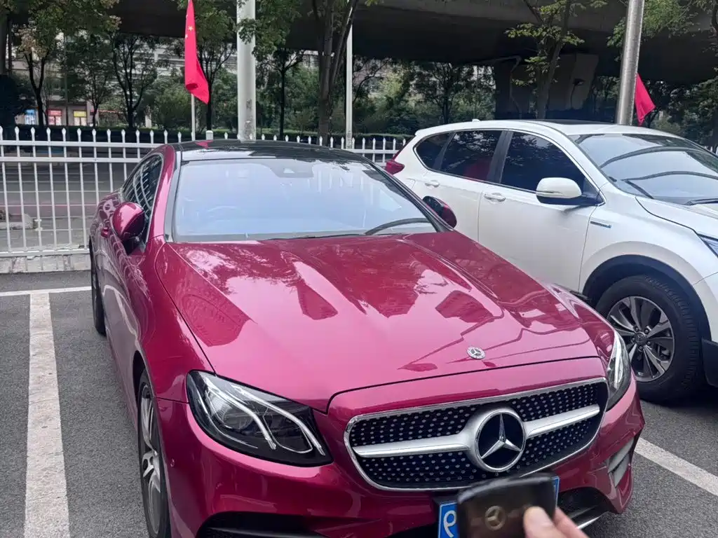 Mercedes-Benz E-Class (Import) — миниатюра 2