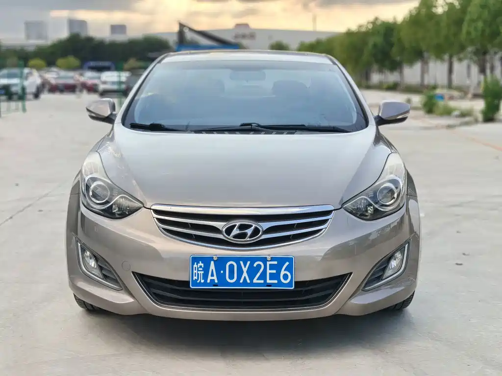 Hyundai Elantra Langdong — миниатюра 2