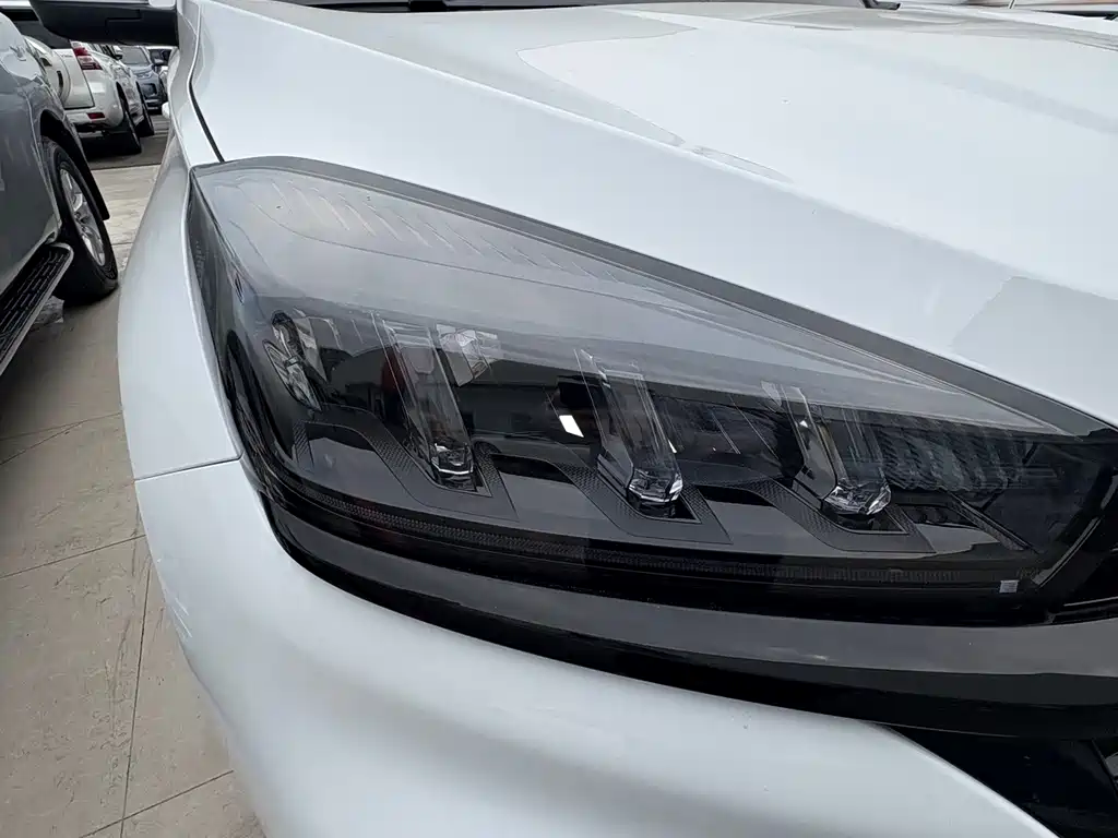 Chery Tiggo 8 — миниатюра 4