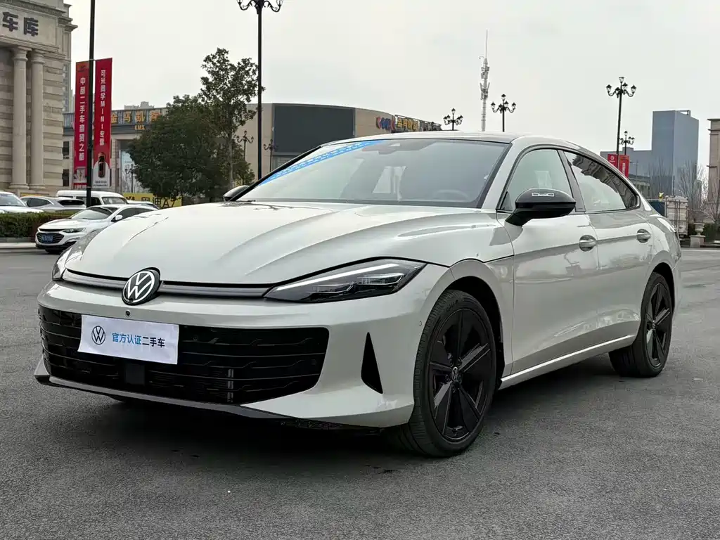 Купить Volkswagen Lamando