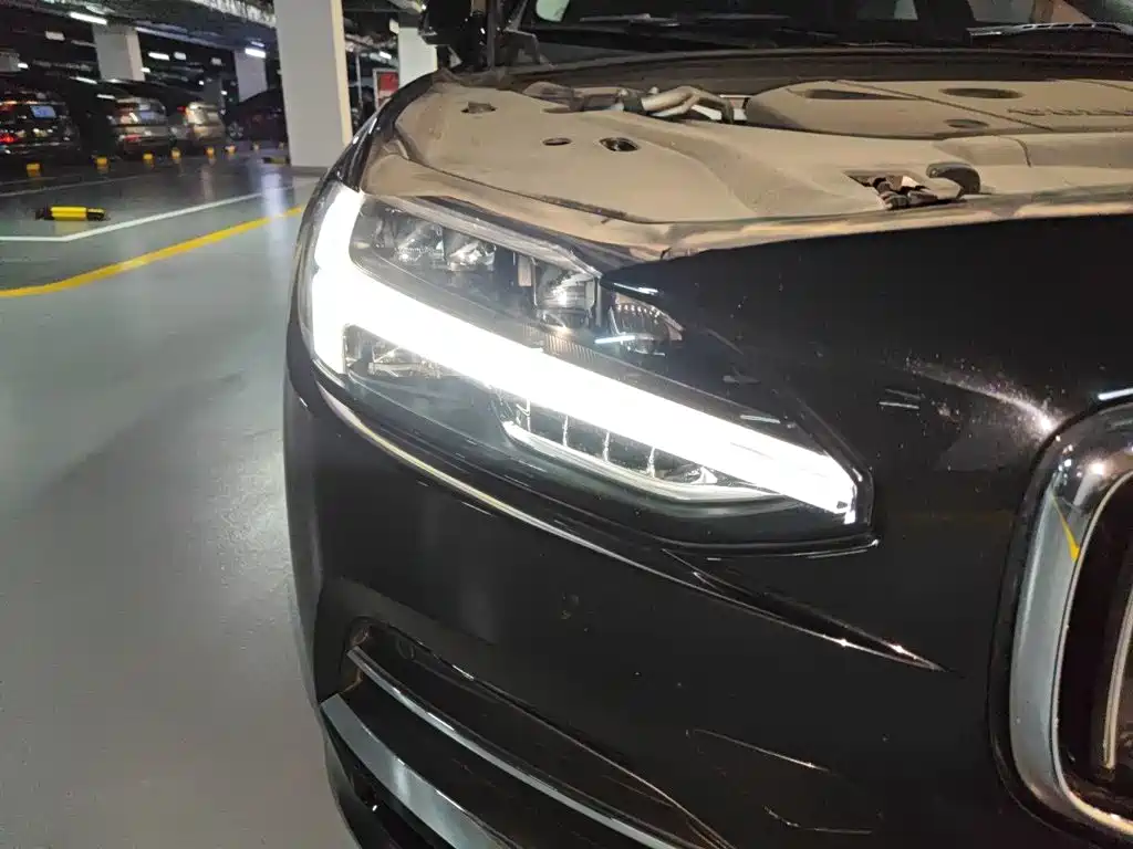 Volvo S90 — миниатюра 8