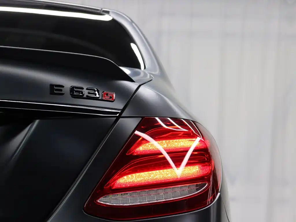 Mercedes-Benz E-Class AMG — миниатюра 30