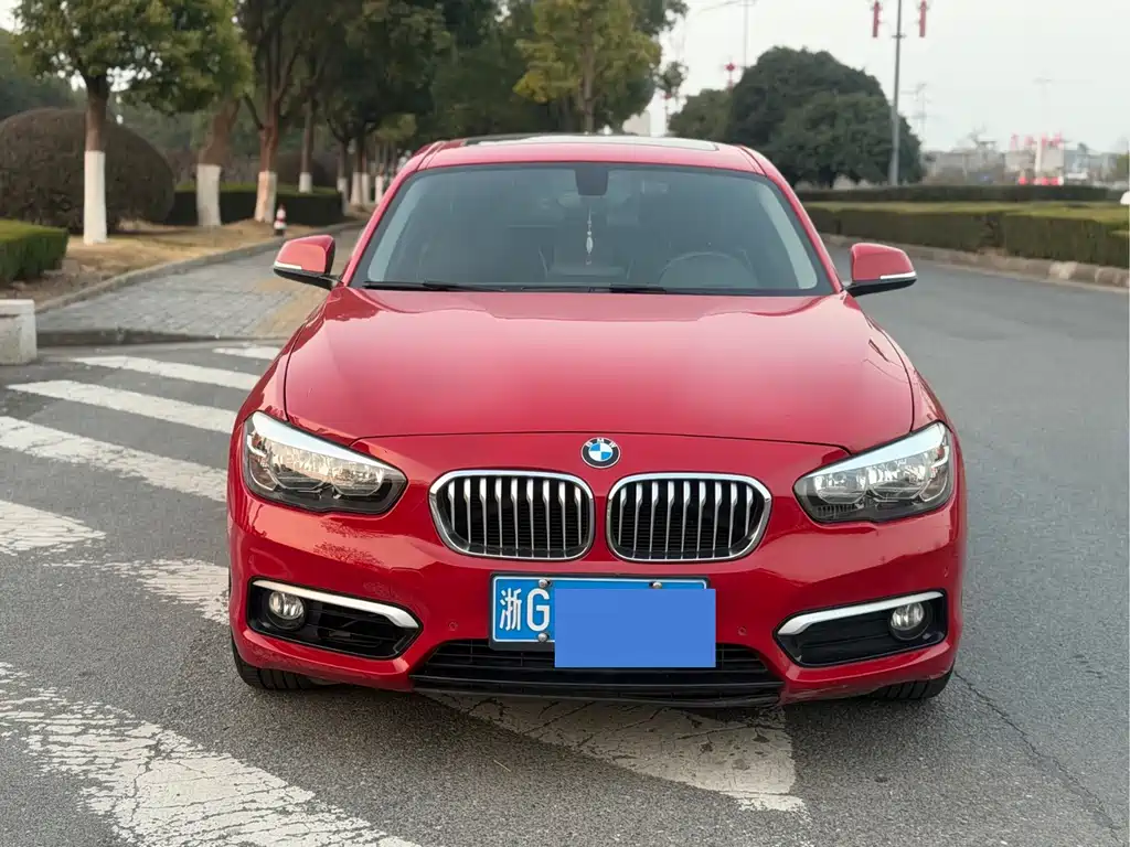 BMW 1 Series (Import) — миниатюра 2