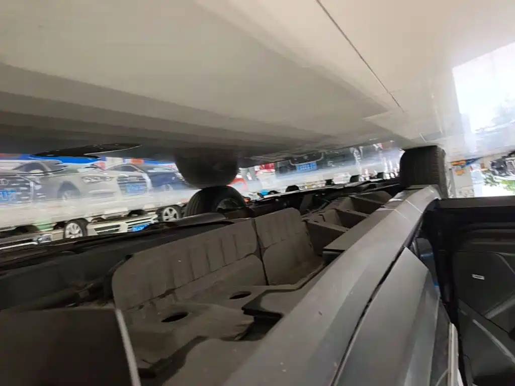 Cadillac XT5 — миниатюра 22