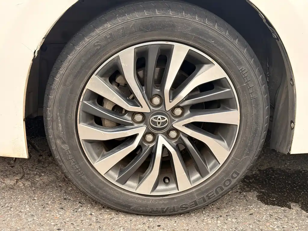 Toyota Corolla — миниатюра 19