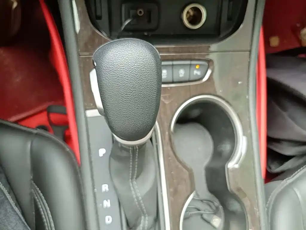 Buick Verano — миниатюра 14
