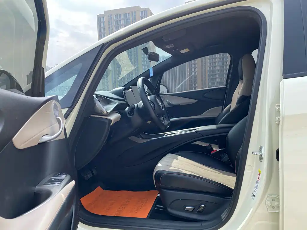 BYD Dolphin — миниатюра 9
