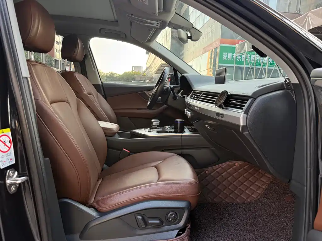 Audi Q7 — миниатюра 15
