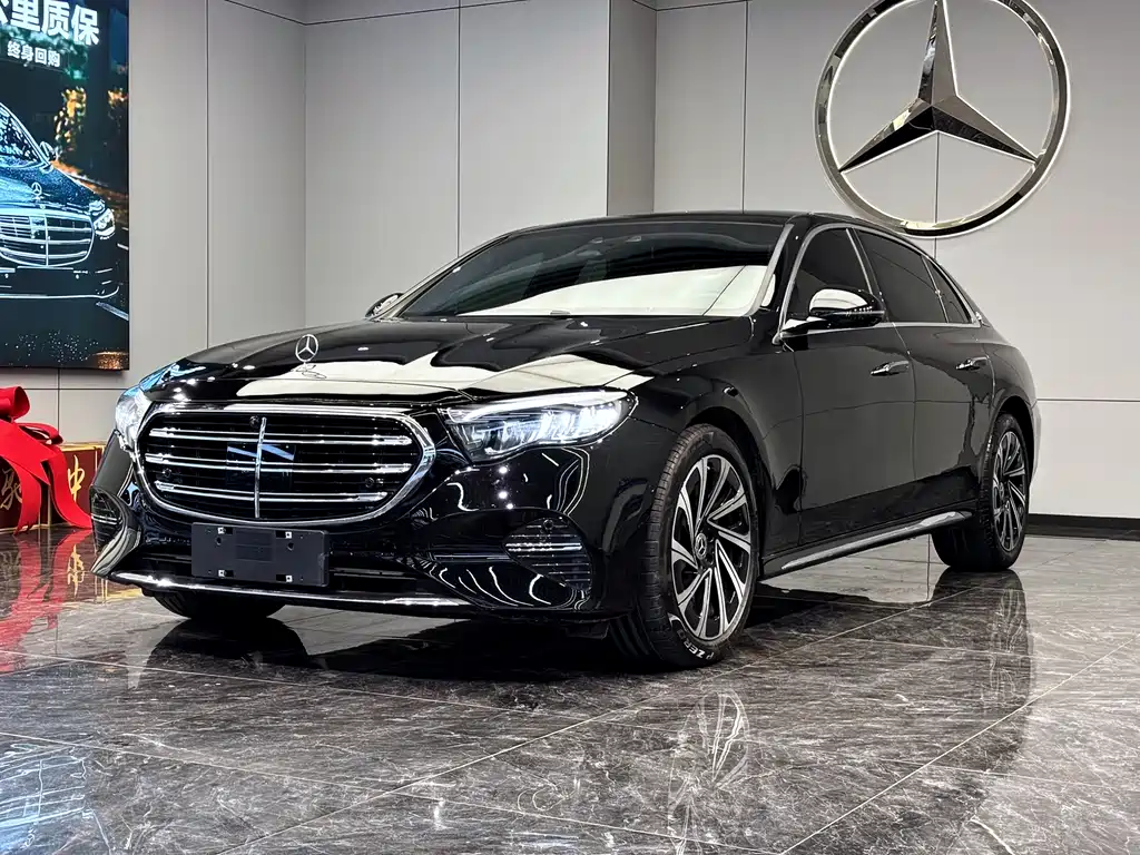 Mercedes-Benz E-Class 2025