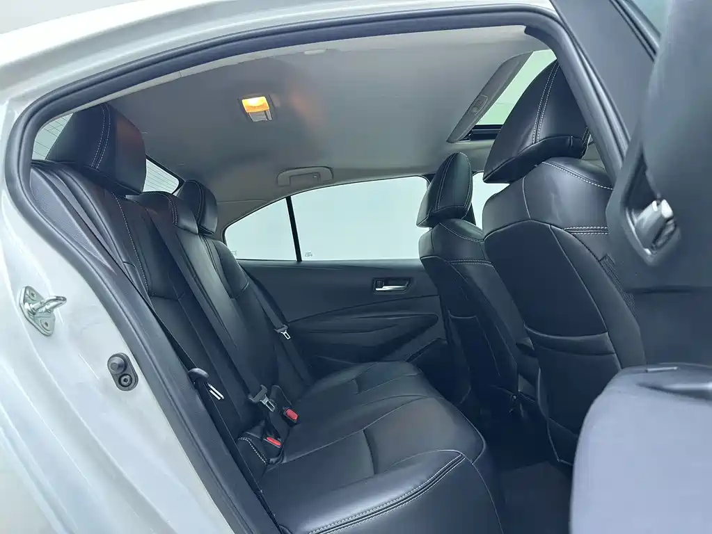 Toyota Corolla — миниатюра 10