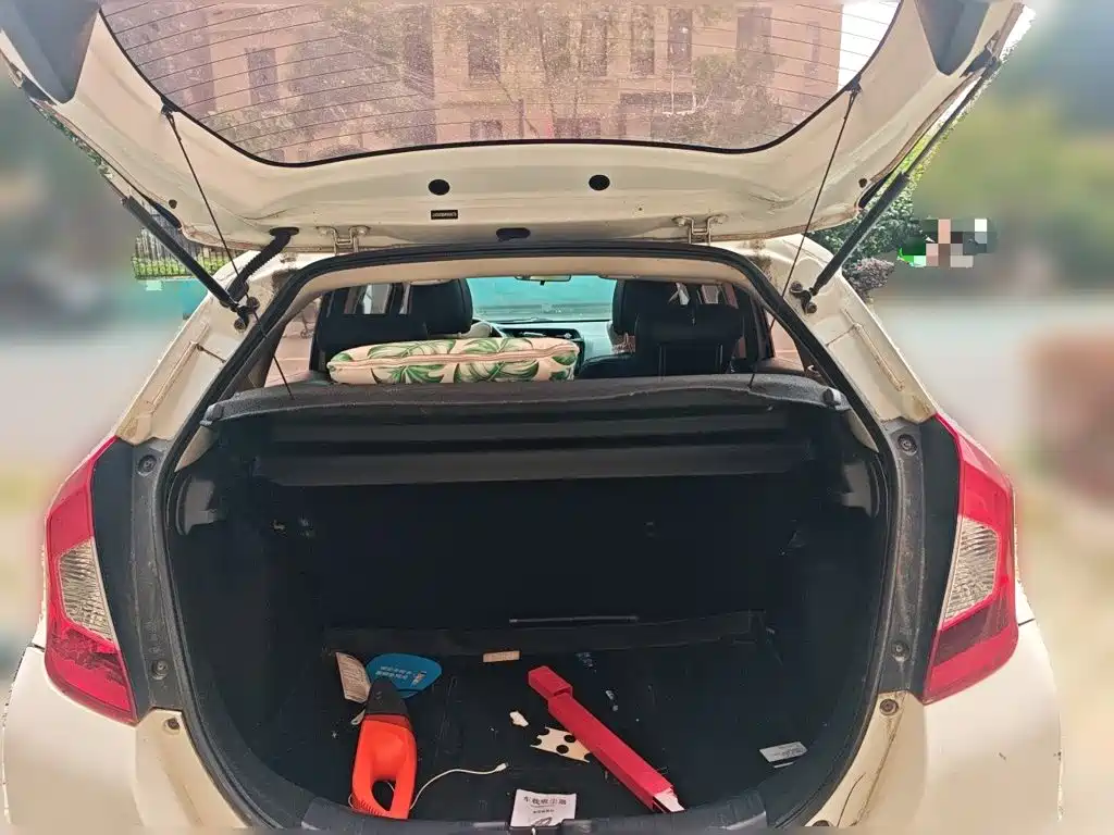Honda Fit — миниатюра 15