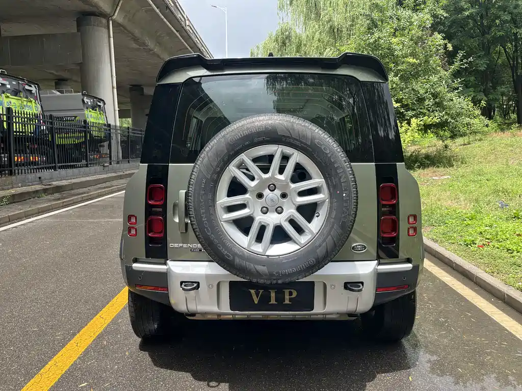 Land Rover Land Rover Defender 2020 110 P400 SE