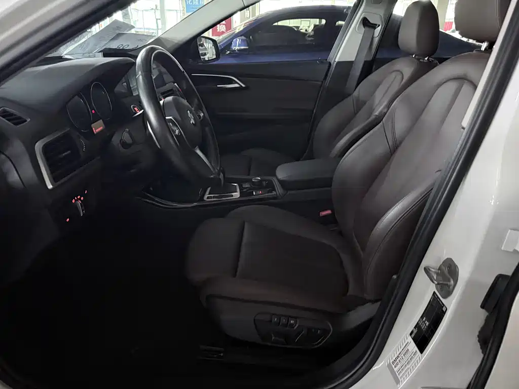 BMW 1 Series — миниатюра 8