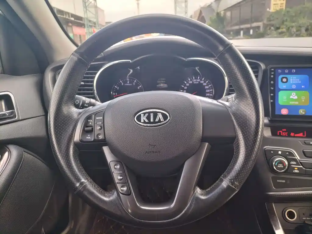 Kia K5 — миниатюра 8