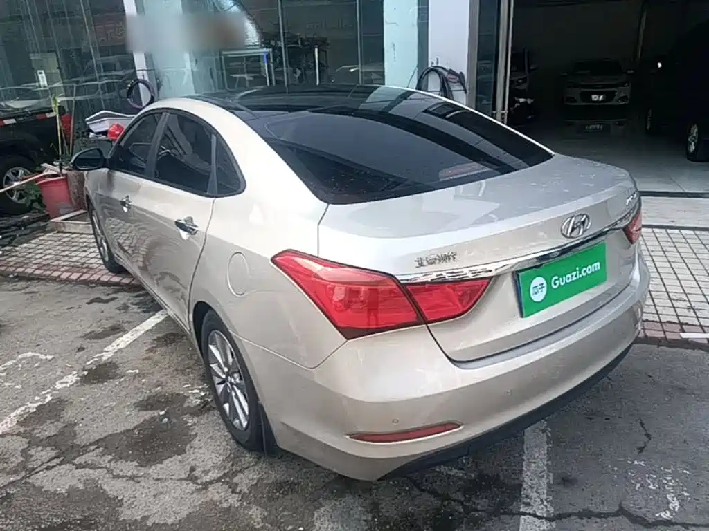 Hyundai Mistra — миниатюра 5