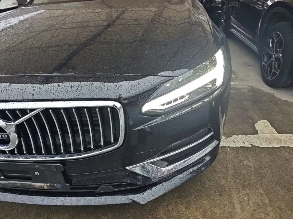 Volvo S90 — миниатюра 24
