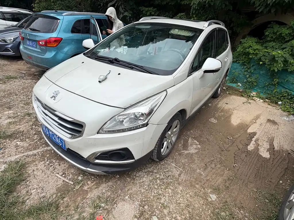 Peugeot 3008 2013 1.6THP AT
