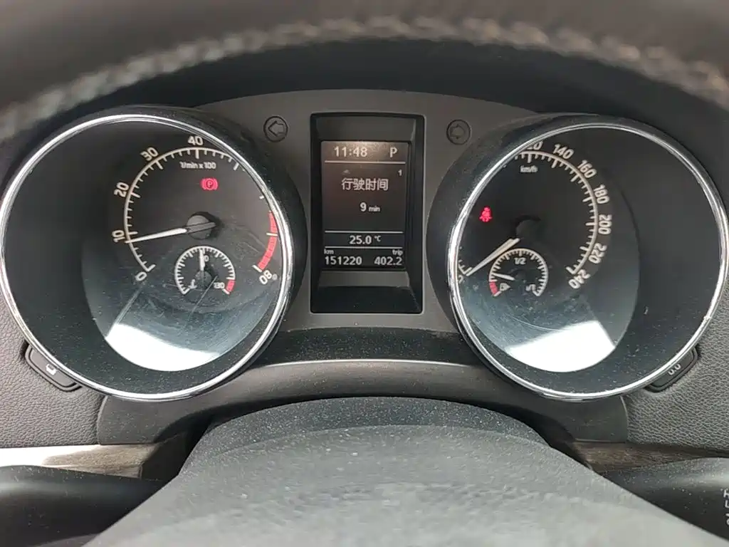 Skoda Yeti — миниатюра 12