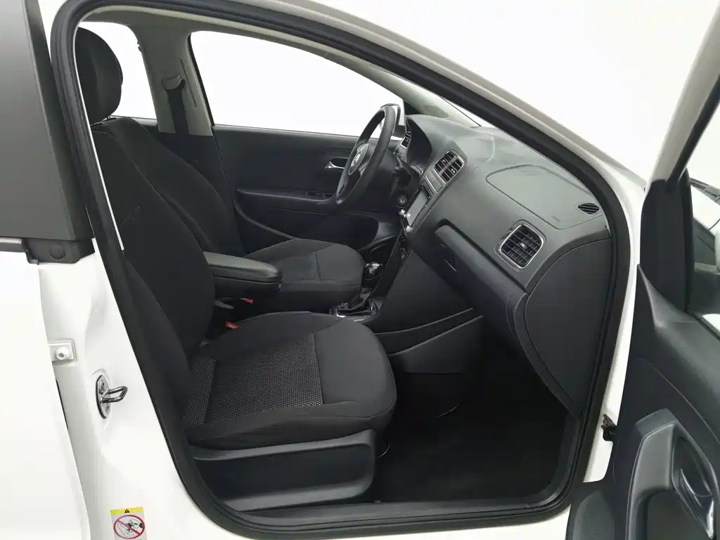 Volkswagen Polo — миниатюра 23