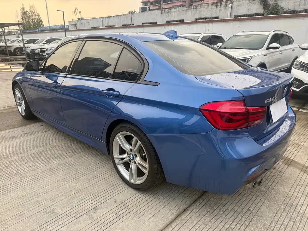 BMW 3 Series — миниатюра 11