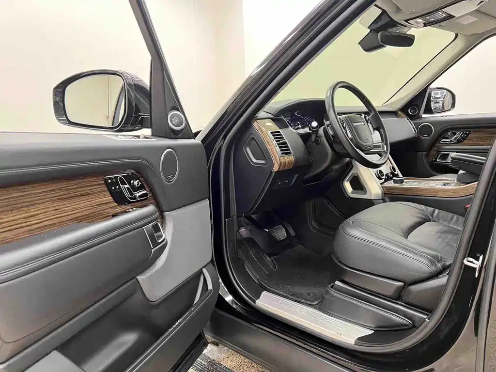 Land Rover Range Rover 2018 3.0T