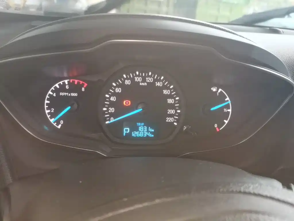 Ford Escort — миниатюра 12