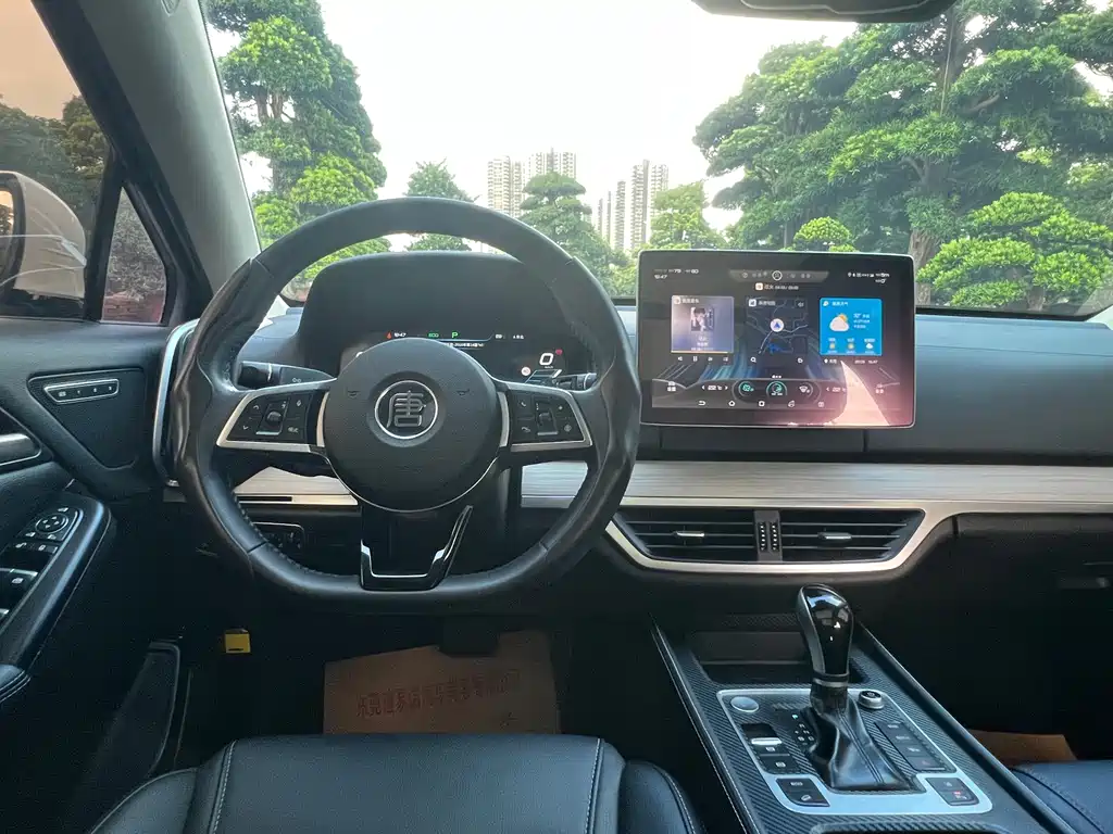BYD Tang — миниатюра 12