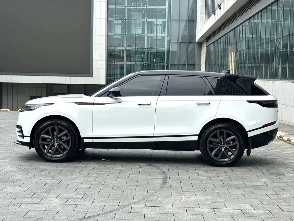 Land Rover Velar — миниатюра 17
