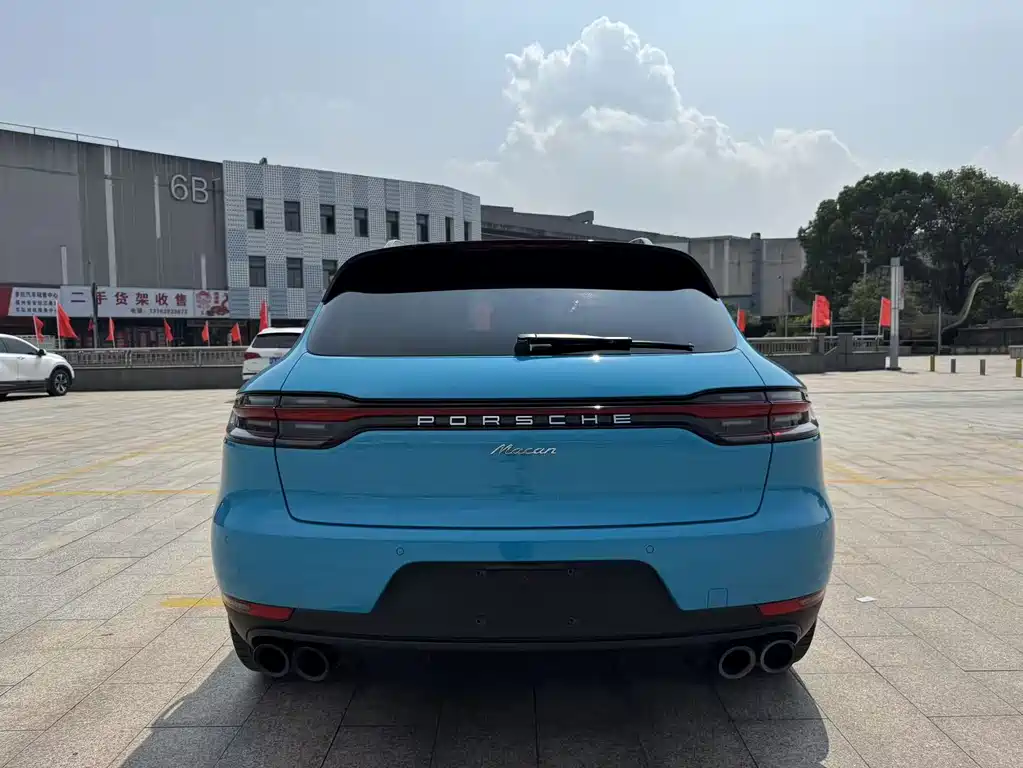 Porsche Macan — миниатюра 5