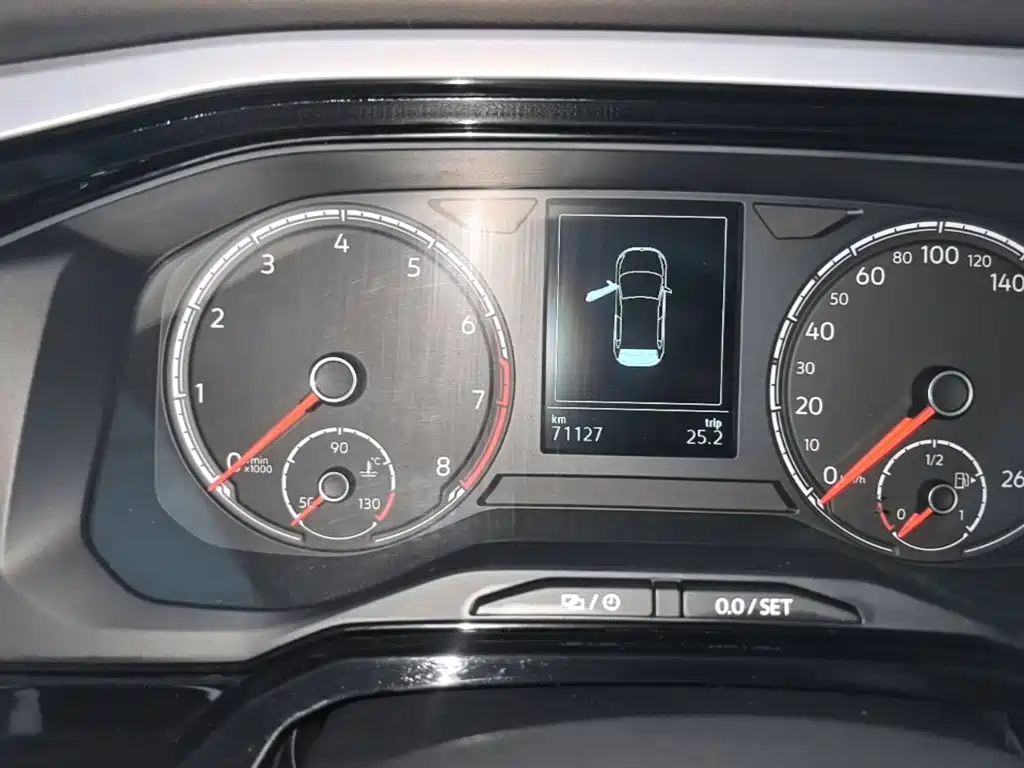 Volkswagen Polo — миниатюра 12