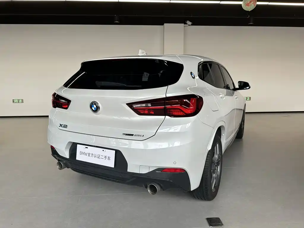 BMW X2 2021 sDrive25i Lead M