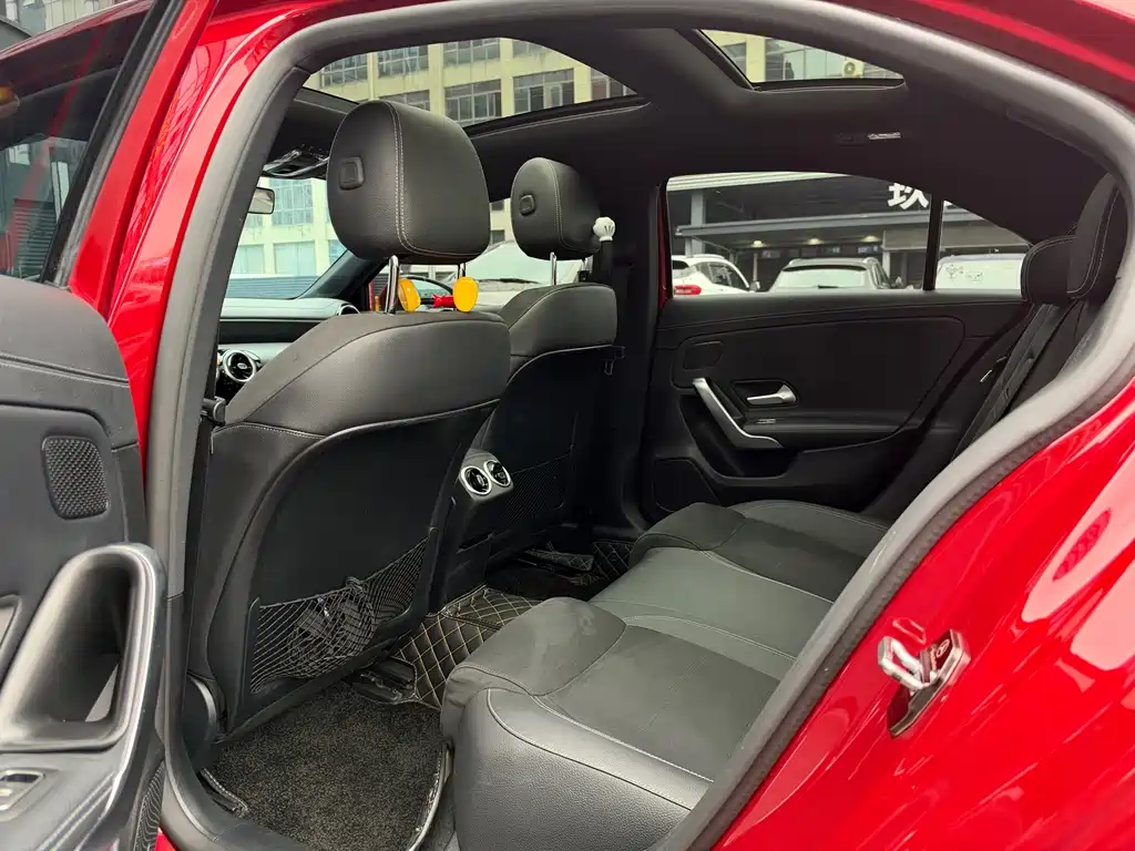 Mercedes-Benz A-Class — миниатюра 10