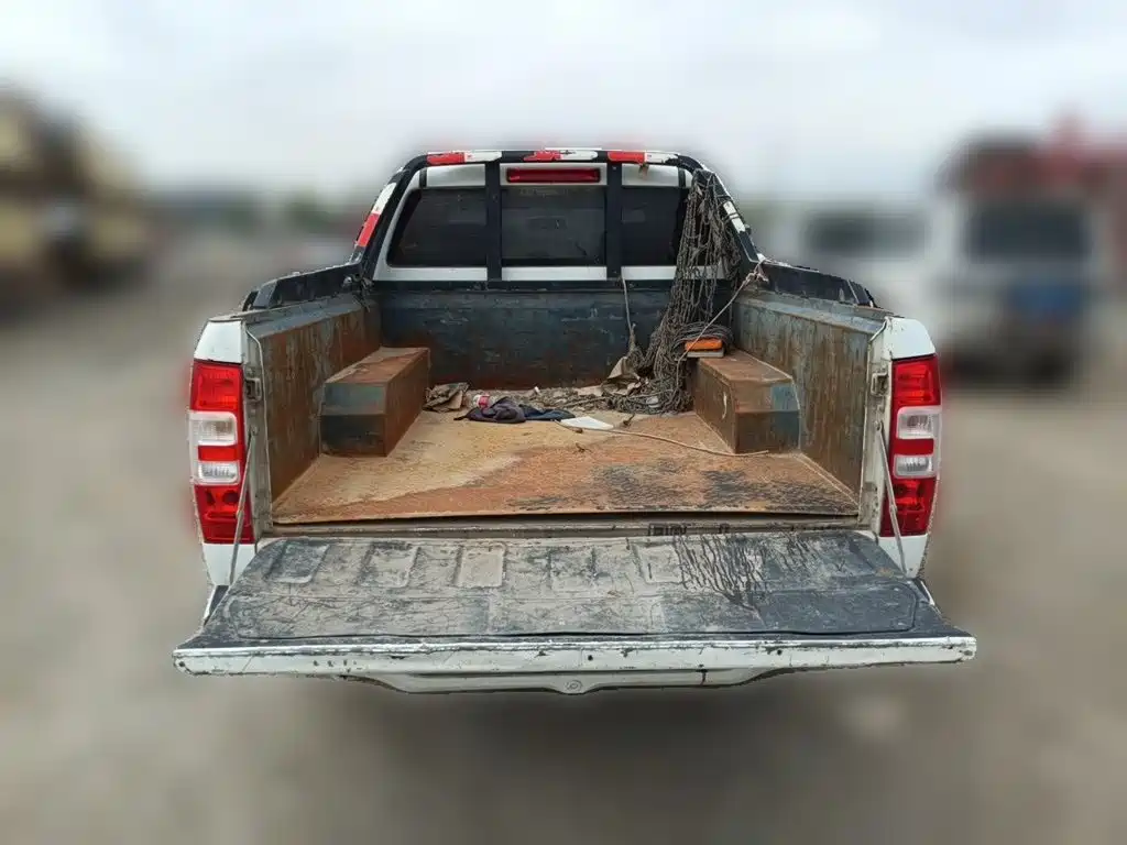 Isuzu RE-MAX Ruimai — миниатюра 10