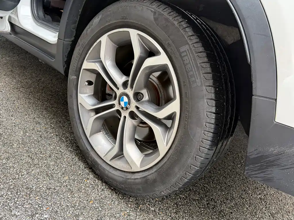 BMW X3 (Import) — миниатюра 7