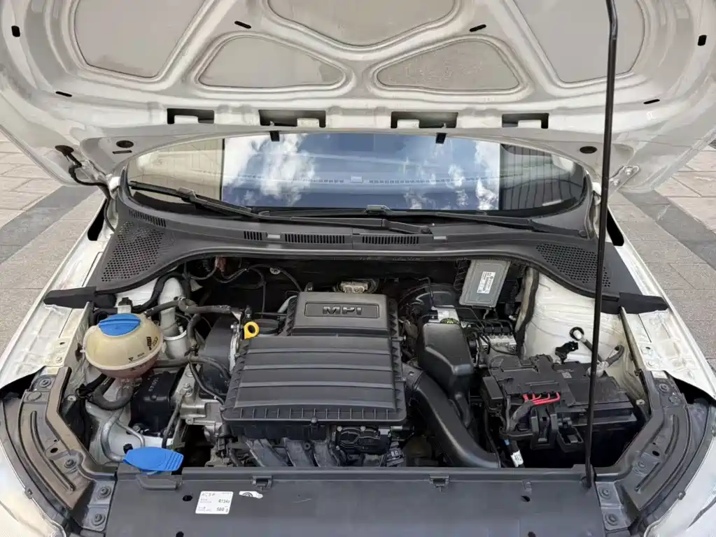 Skoda Rapid Spaceback — миниатюра 10