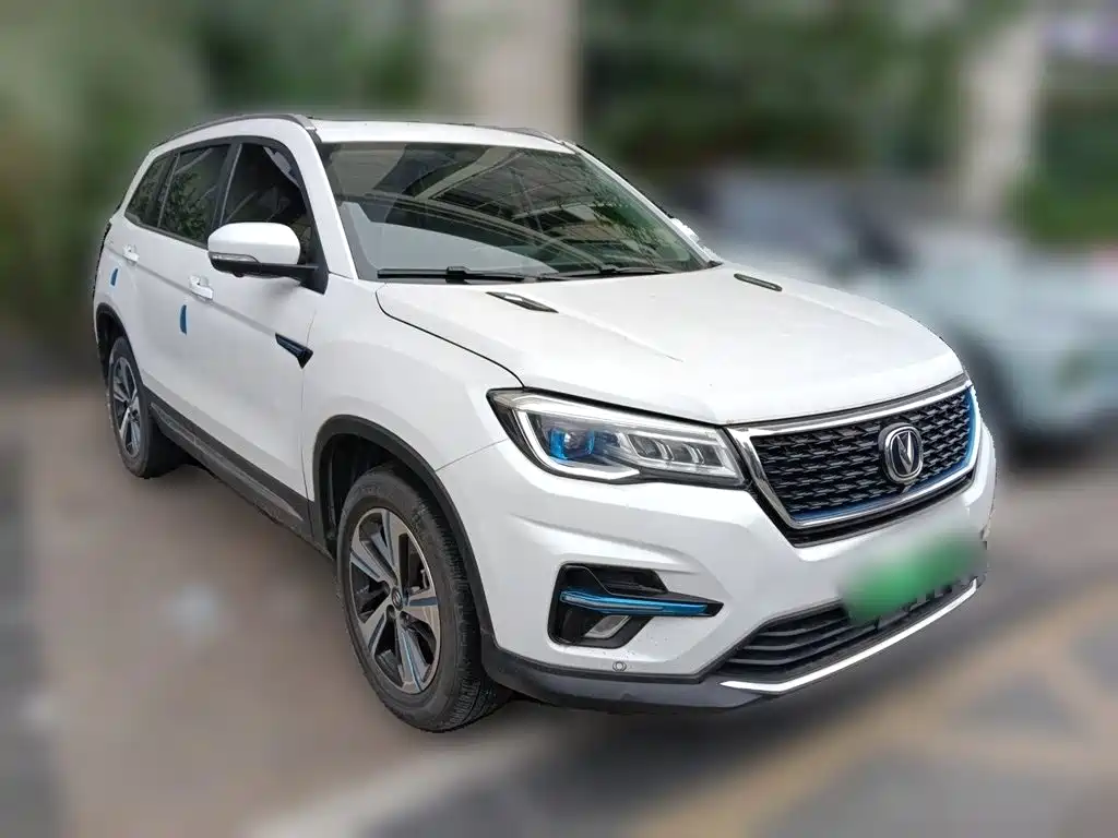 Changan CS75 New Energy — миниатюра 3
