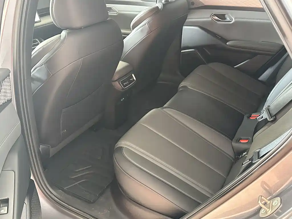 BYD Qin L — миниатюра 13