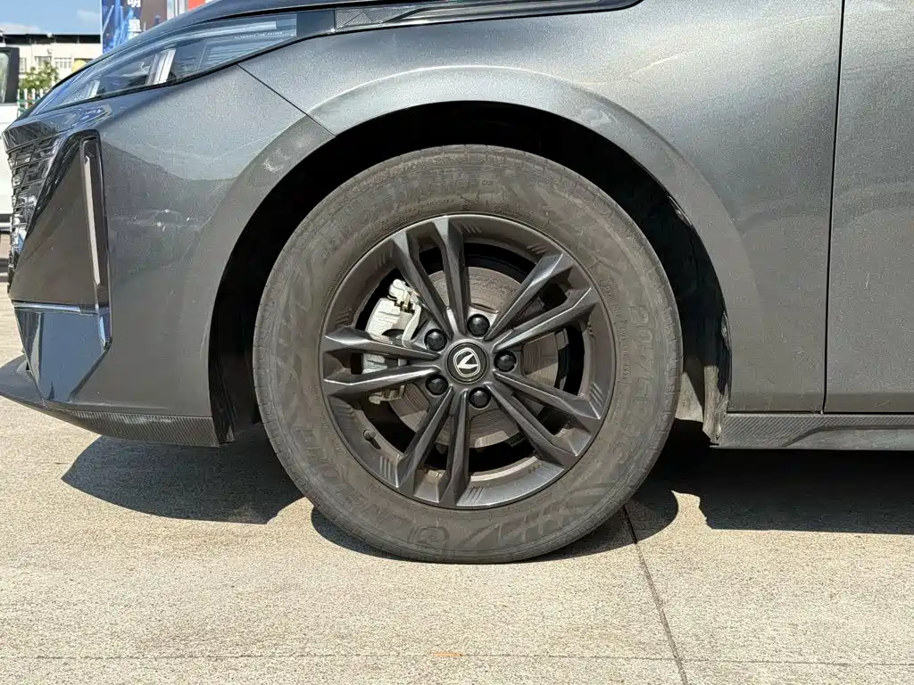 Changan Yida — миниатюра 4