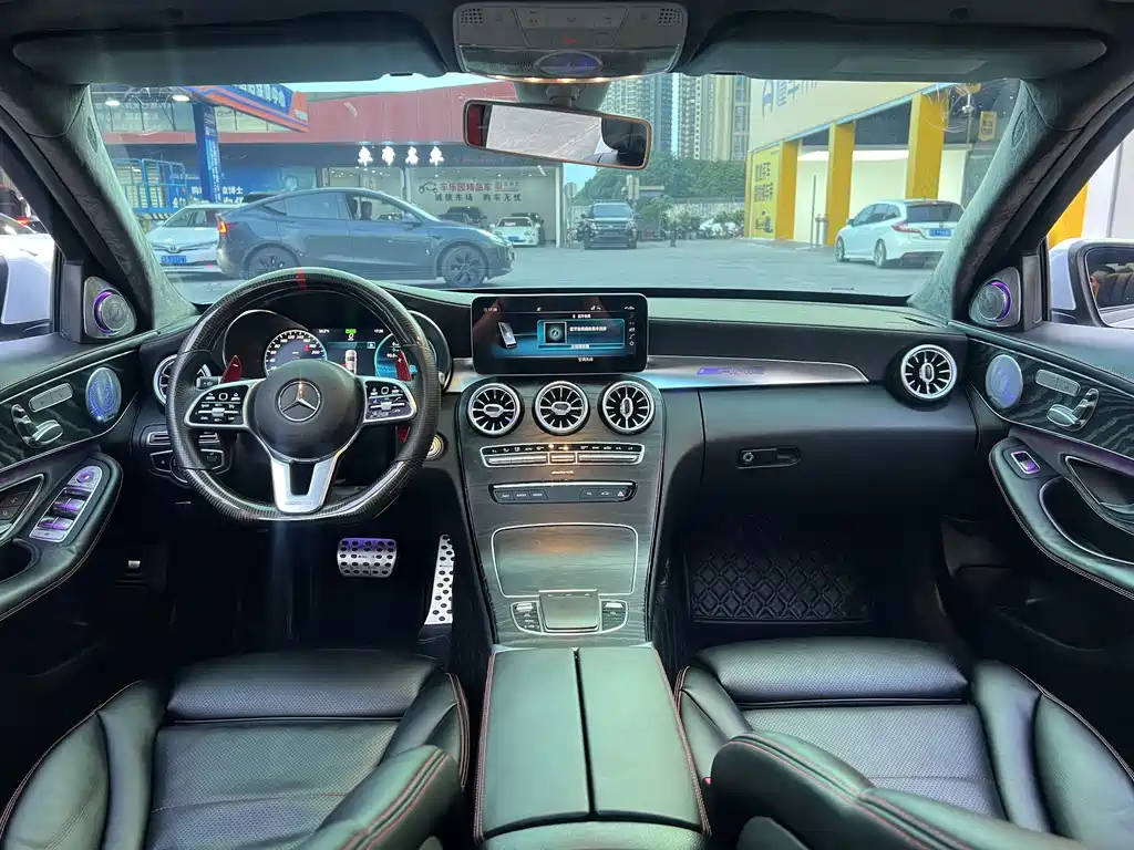 Mercedes-Benz C-Class — миниатюра 6