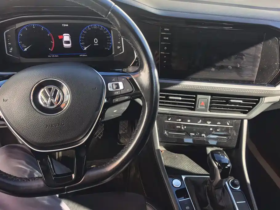 Volkswagen Sagitar — миниатюра 12