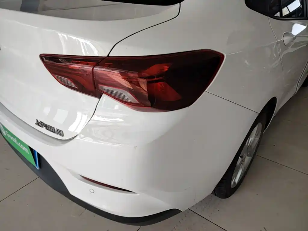 Chevrolet Cavalier — миниатюра 24