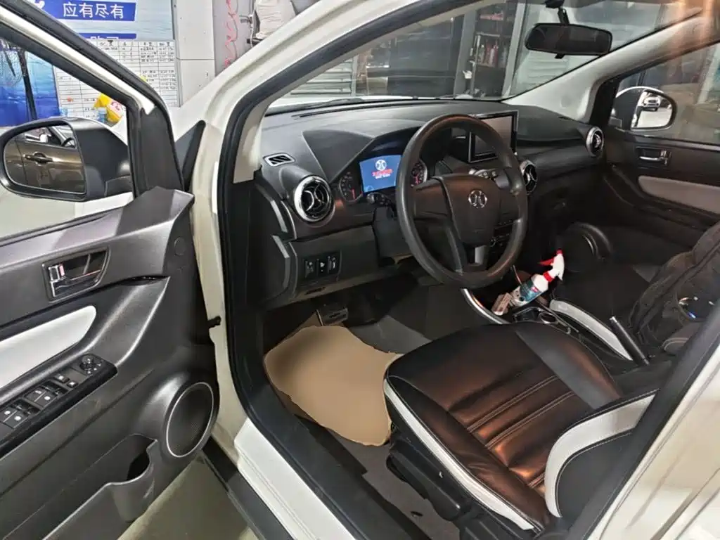 BAIC New Energy EC5 — миниатюра 16