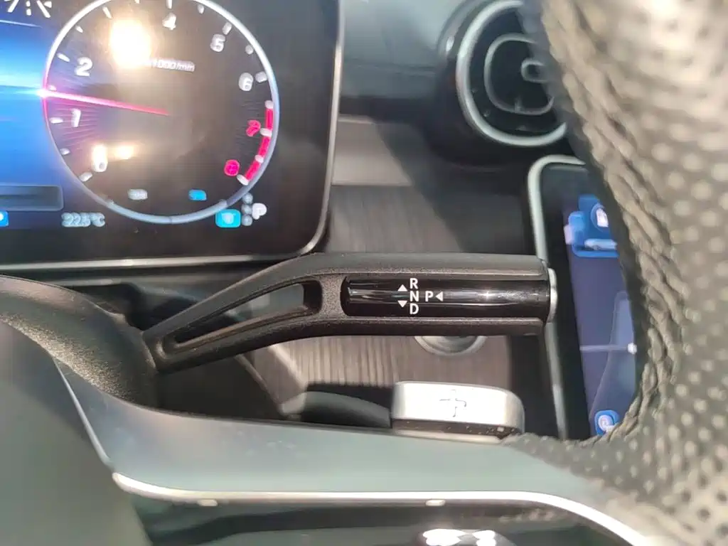 Mercedes-Benz C-Class — миниатюра 14