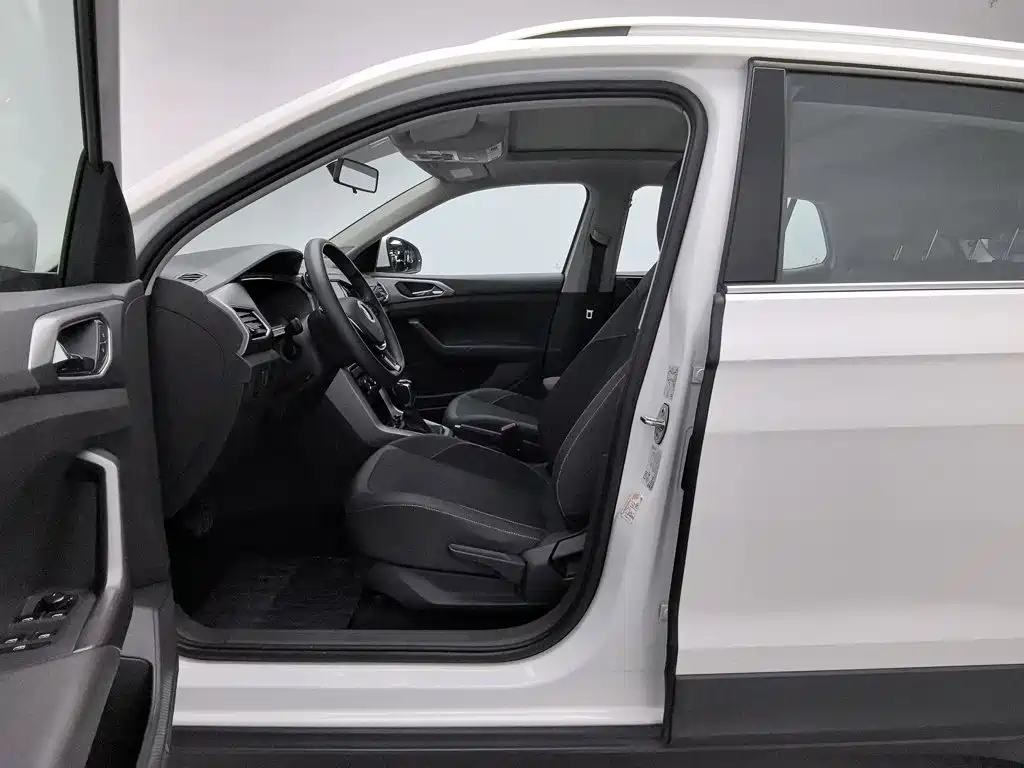 Volkswagen T-Cross — миниатюра 10