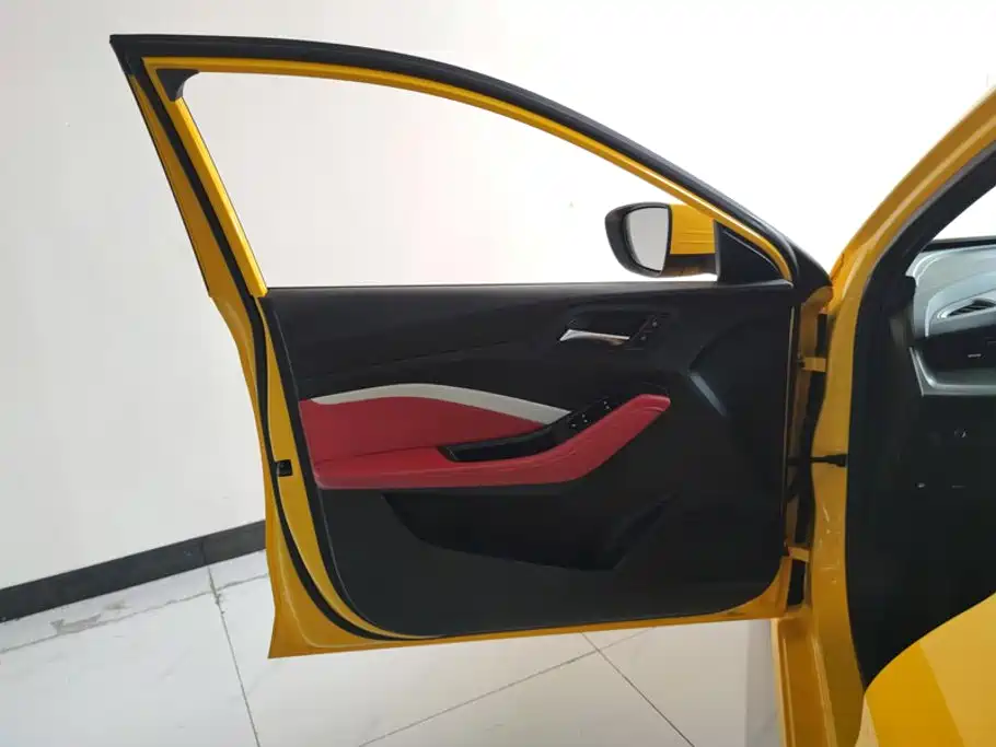 MG MG5 — миниатюра 7